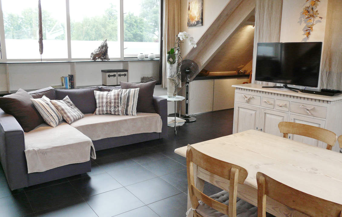 my-precious-appartement-loungehoek_slaapbank-oude-atelier